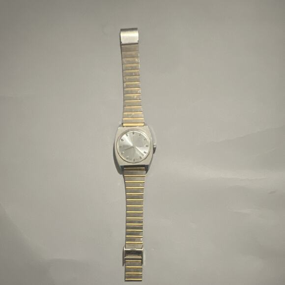Citizen Men’s Quartz Two-Tone Bracelet Analog Cushion Case 33mm Silver Dial main image 5